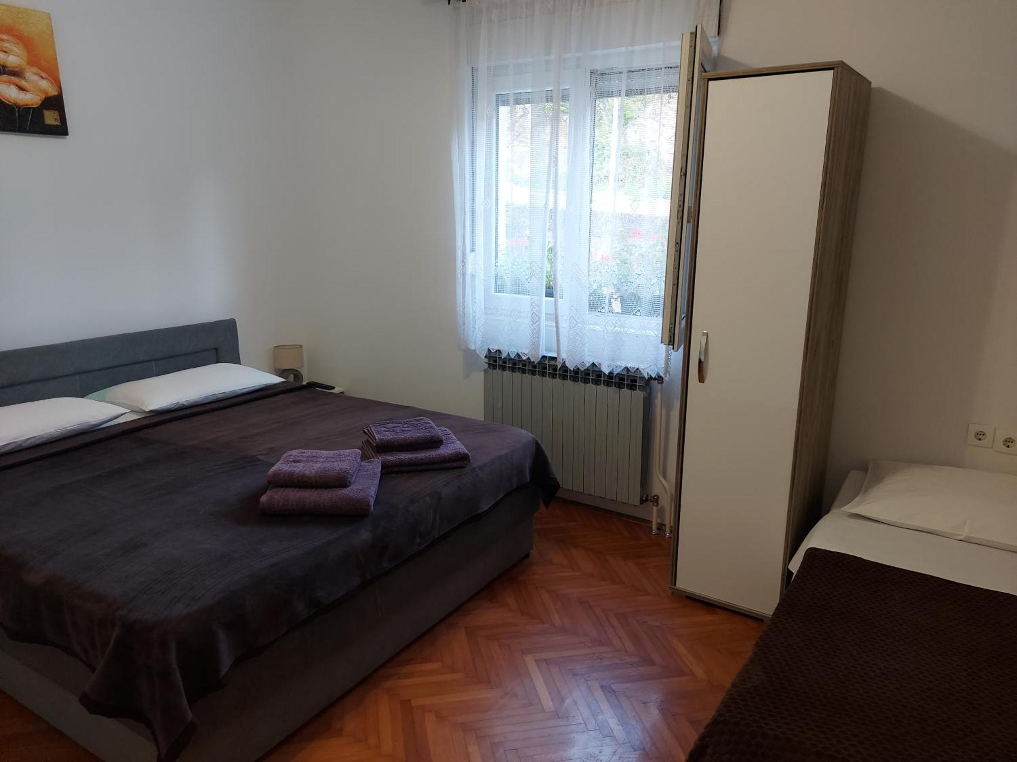 Elena Rooms Pasjak Exterior foto