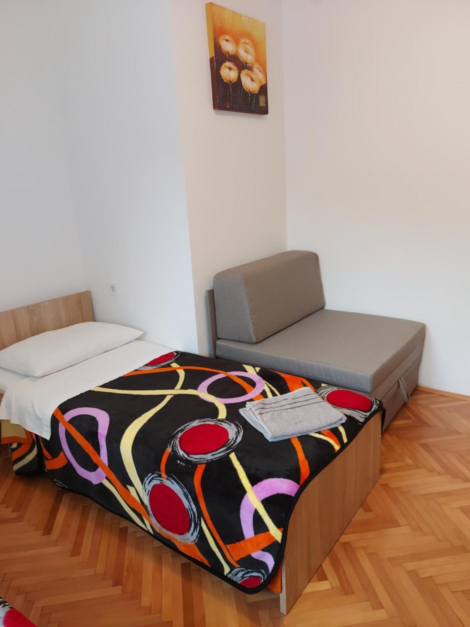 Elena Rooms Pasjak Exterior foto
