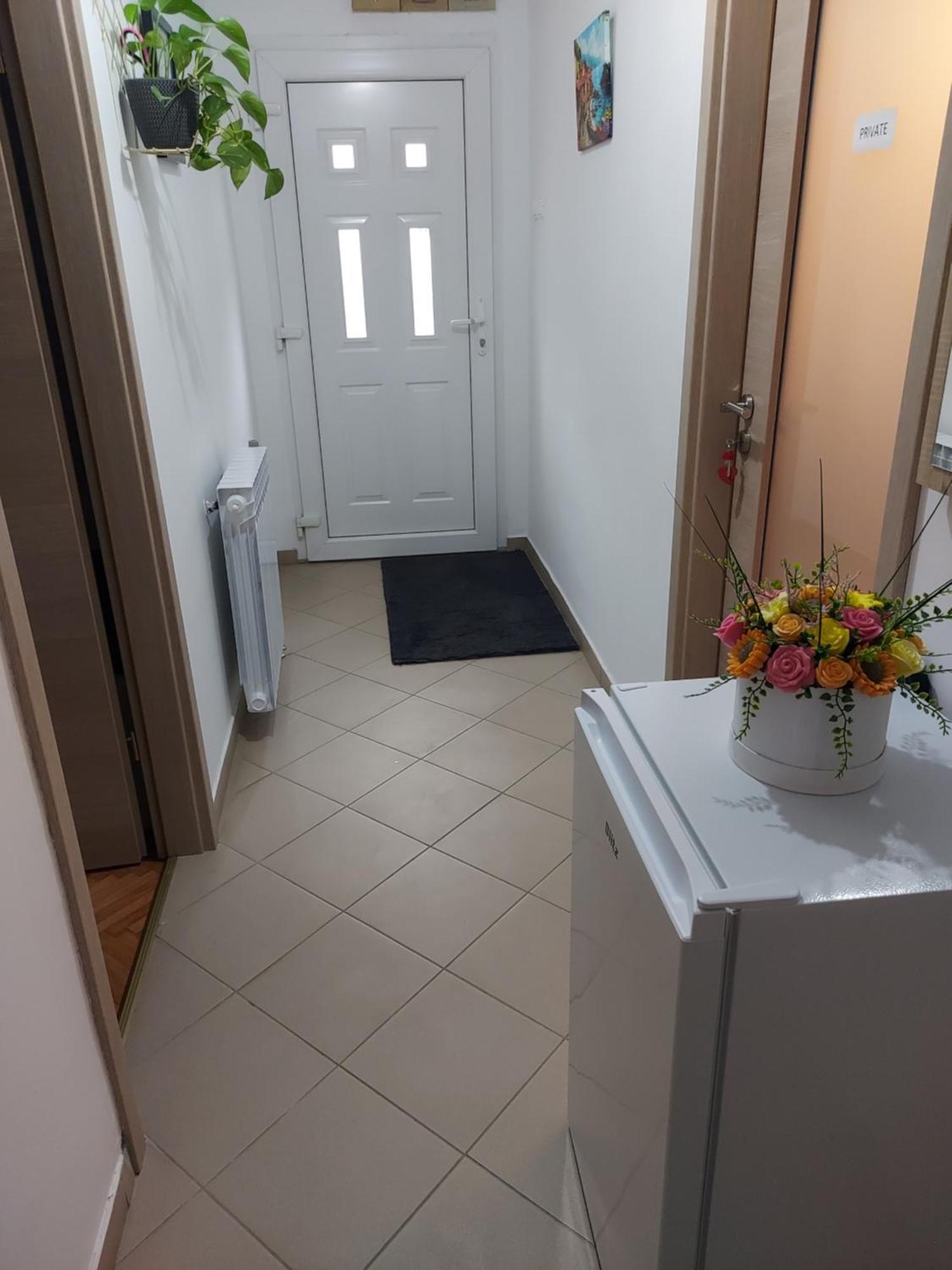 Elena Rooms Pasjak Exterior foto