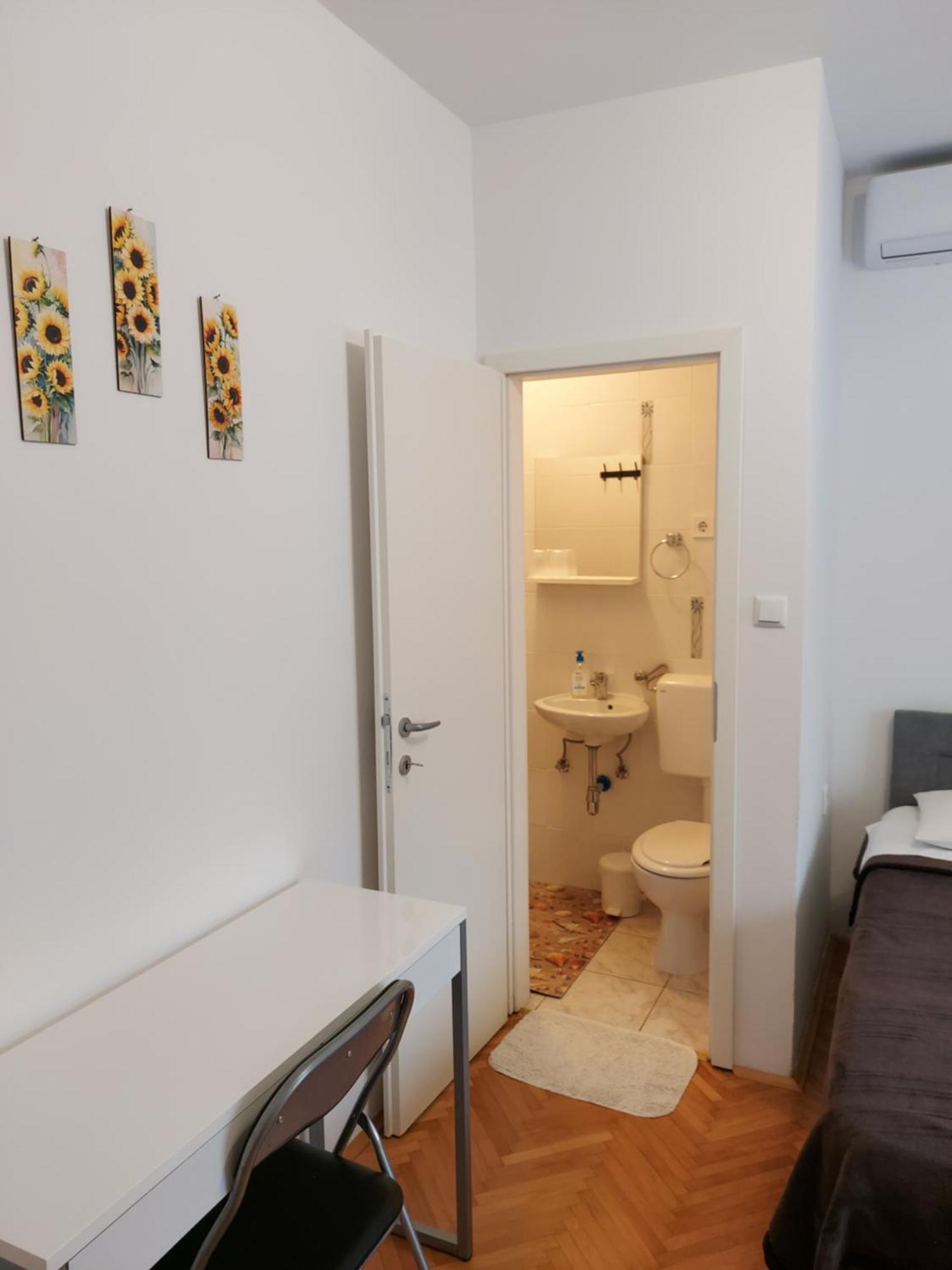 Elena Rooms Pasjak Exterior foto